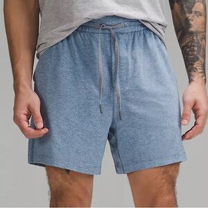 Lululemon men’s Soft Jersey Short 5" size XL